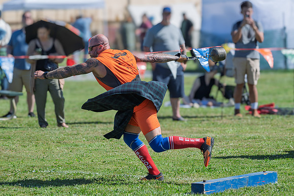 Hammer Throw Ballet - Ron Edman