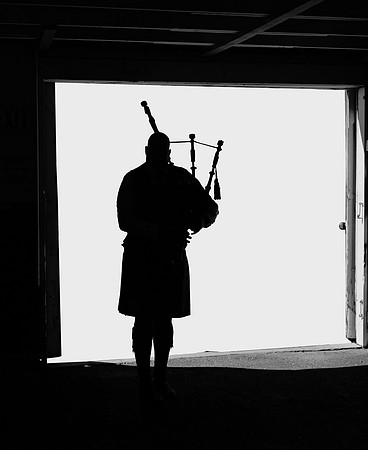 First Place: Lone Piper GS - Stephen Frye