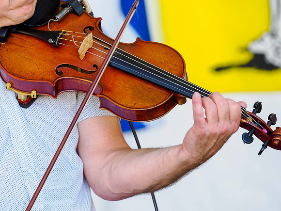 Honorable Mention: Fiddler - Neil O'Hara