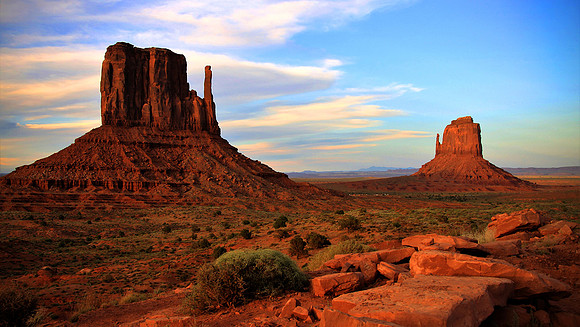 Monument Valley Dusk -   Suzy Clemenz