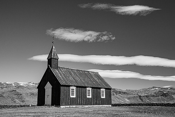 Roger Iverson_Black Church, Iceland_MBCC-Edit-Edit-DeNoiseAI-standard-Edit-Edit