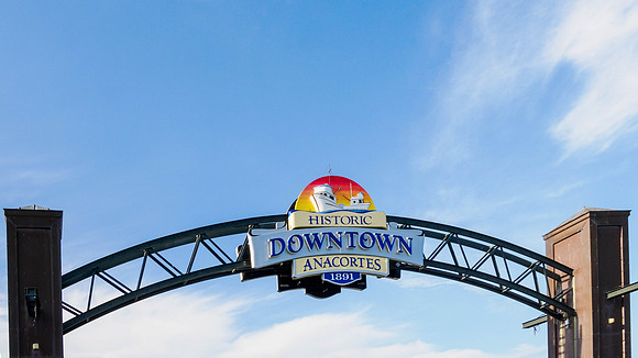 Downtown Arch - Neil O'Hara